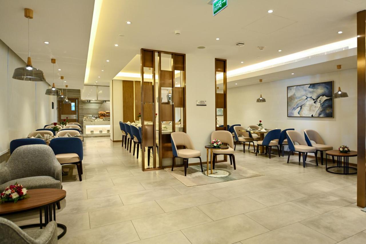 Comfort Hotel Jeddah King Road Exterior photo