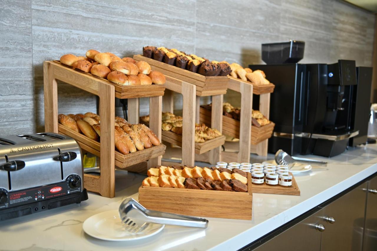 Comfort Hotel Jeddah King Road Exterior photo