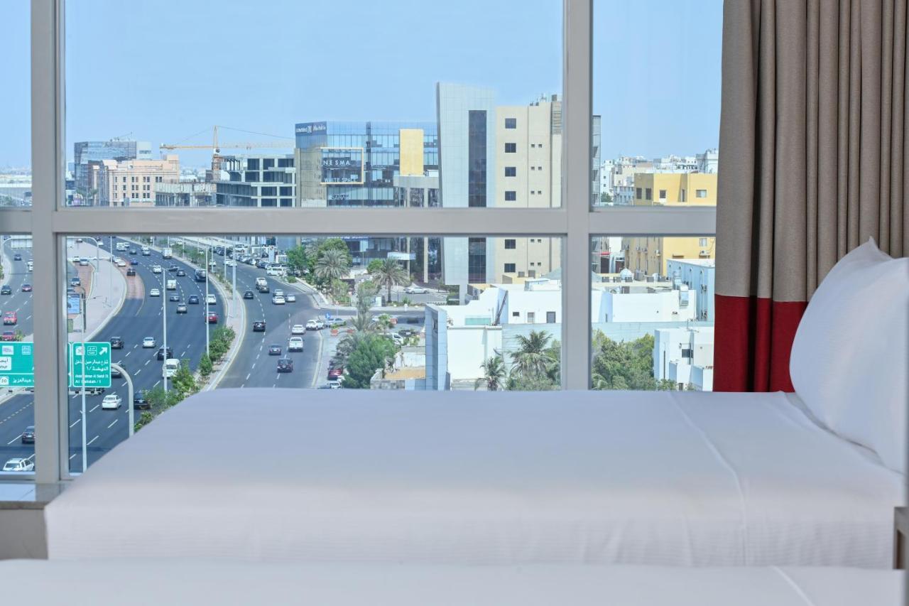 Comfort Hotel Jeddah King Road Exterior photo
