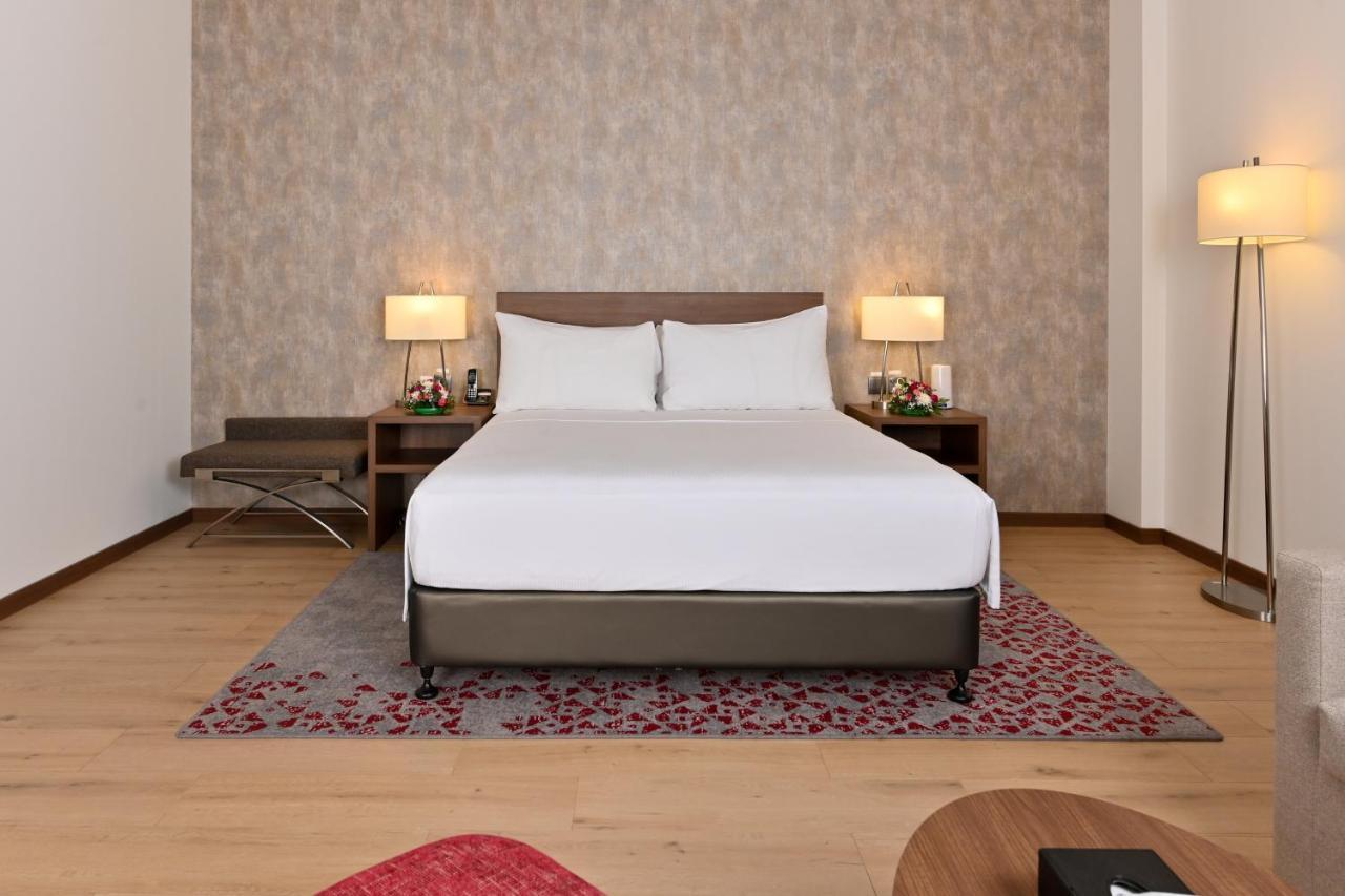 Comfort Hotel Jeddah King Road Exterior photo